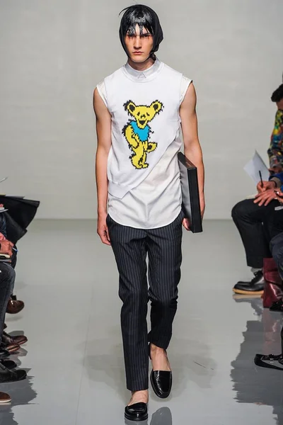 Look 7